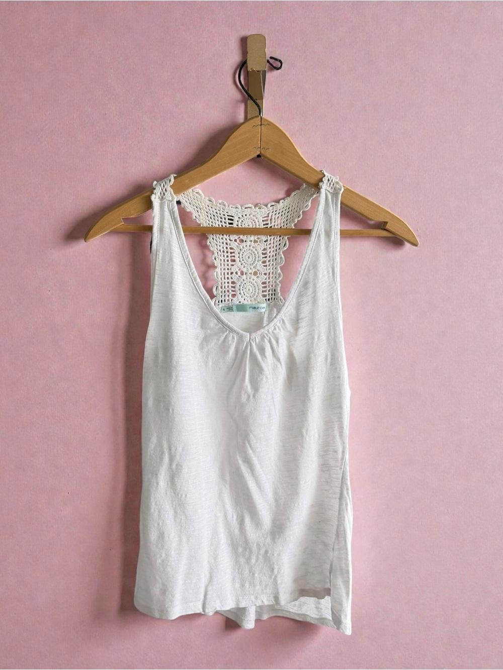 Maurices‎ White Crochet-Back Tank